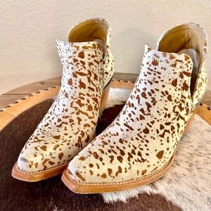 Ariat Spotted Cream and Brown Ankle Booties